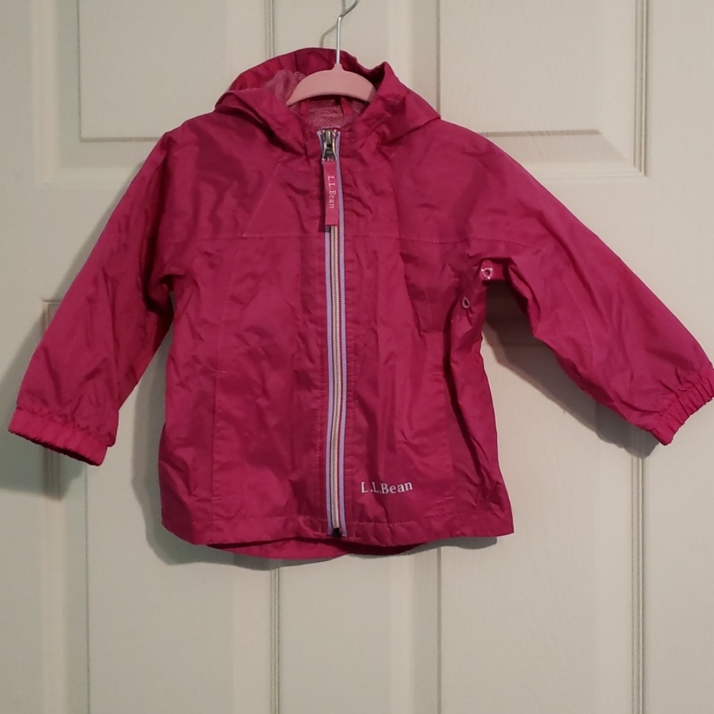 Excellent condition, LLBean raincoat shell